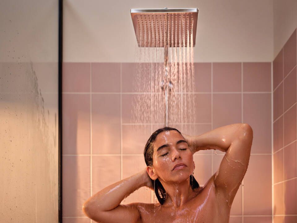 Квадратный верхний душ без держателя Hansgrohe Crometta E 240 1jet 26727670 с EcoSmart, цвет Чёрный матовый
