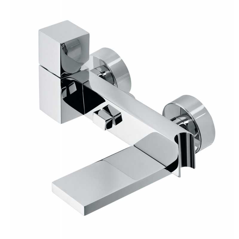 Смеситель для раковины с девиатором Bossini Cube Z004101.030 Хром