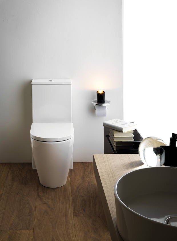 Бачок для унитаза  Kartell by Laufen 8.2933.1.000.871.1  подвод воды сзади вверху, белый глянцевый, с внутренним пластиковыс бачком