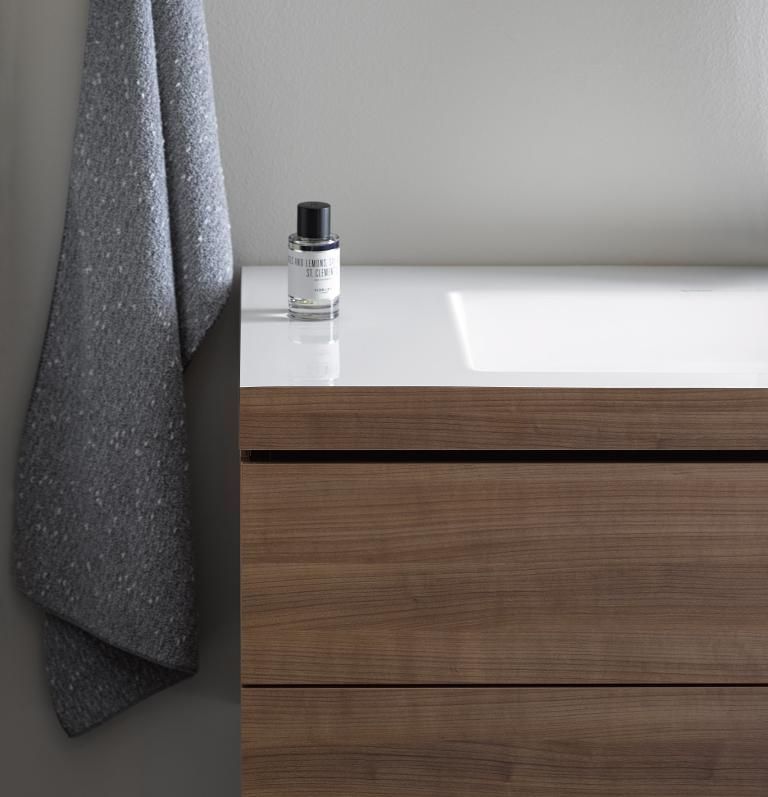 Тумба подвесная с раковиной Duravit L-Cube LC6929N7979 орех натуральный