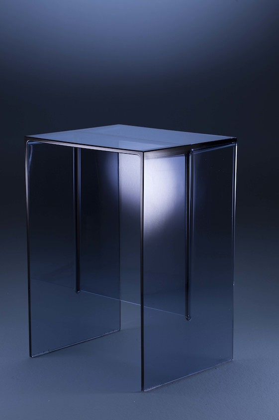 Табурет для ванной комнаты Kartell by Laufen   3.8933.0.085.000.1 пластик серый дымчатый