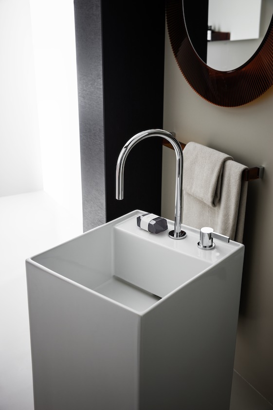 Раковина напольная Laufen  Kartell by Laufen 811331  37,5 см свободностоящая