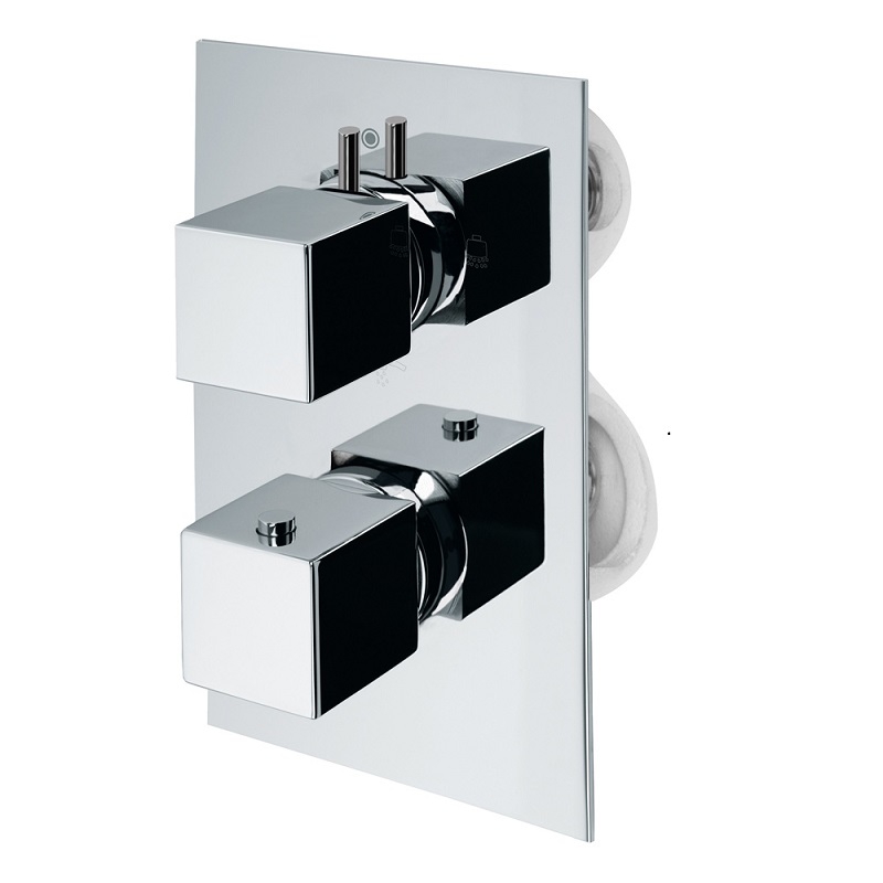 BOSSINI (CUBE)  Z004207.030_УЦ    Термостат встраиваемый с девиатором на 3 направления, со скрытой частью, мелкие царапины, хром (030)/ Товар с выставки. Мелкие царапины.