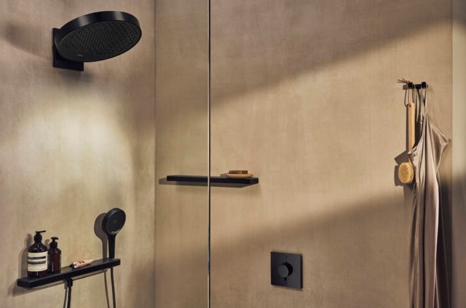 Ручной душ HANSGROHE Rainfinity 26865340 130 3 jet, с EcoSmart, цвет Шлифованный чёрный хром