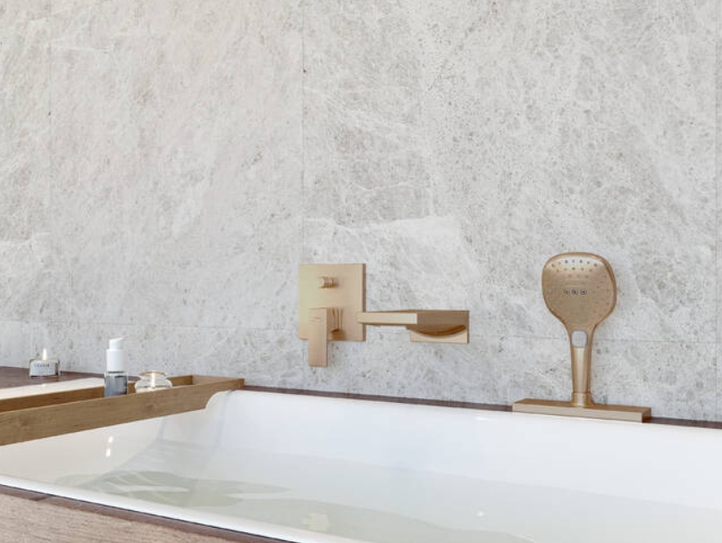 Излив на ванну настенный широкий HANSGROHE Metropol 32543700 вылет 185 мм, цвет Белый матовый