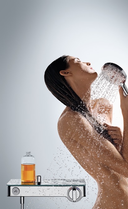 Смеситель для душа с термостатом Hansgrohe ShowerTablet Select 300 13171400 белый, хром