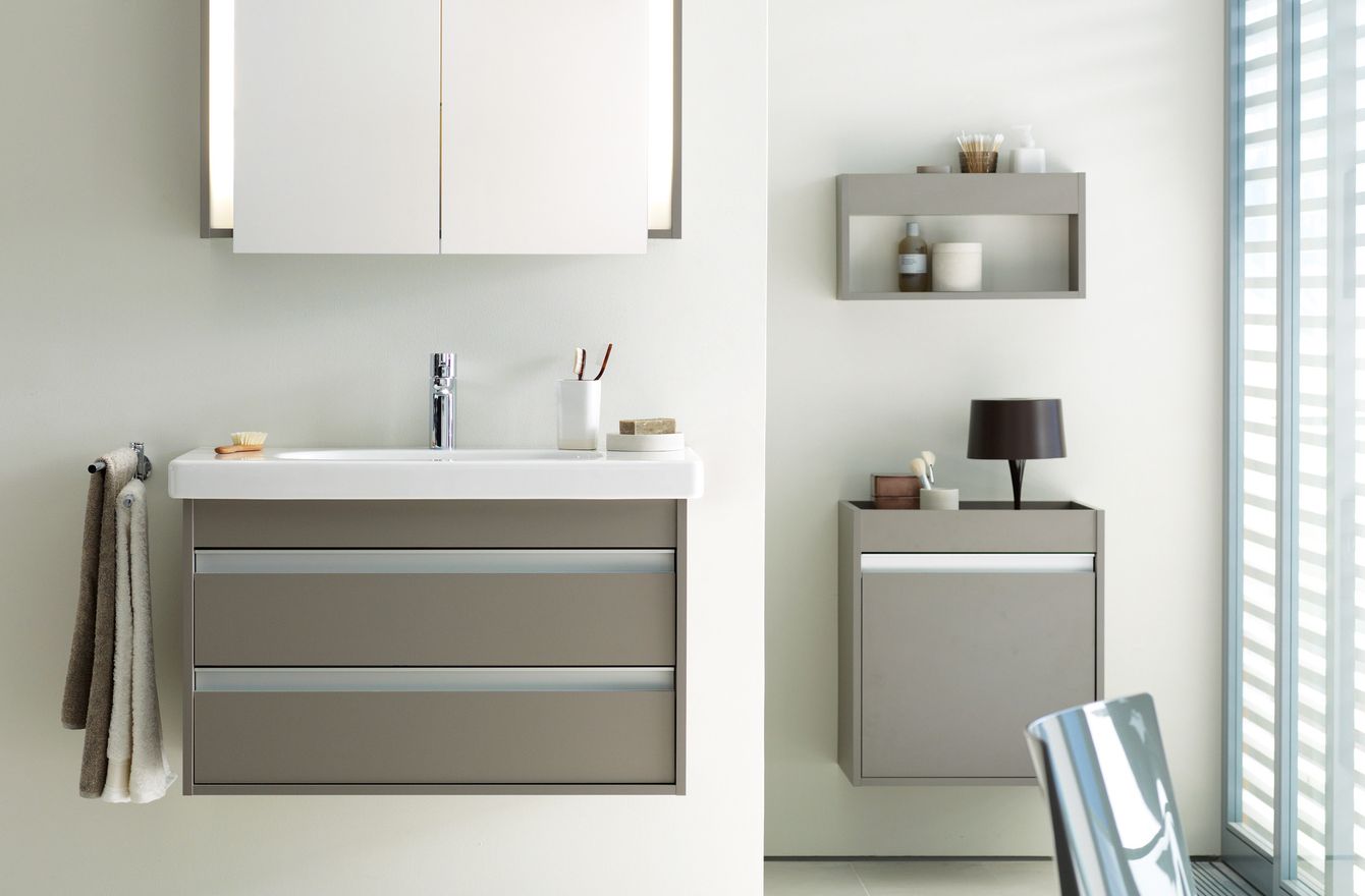 Тумба подвесная под раковину Duravit Ketho KT643002121 с двумя выдвижными ящиками, орех тёмный