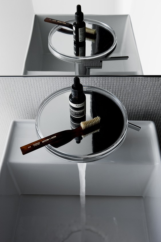 Раковина напольная Laufen  Kartell by Laufen 811331  37,5 см свободностоящая