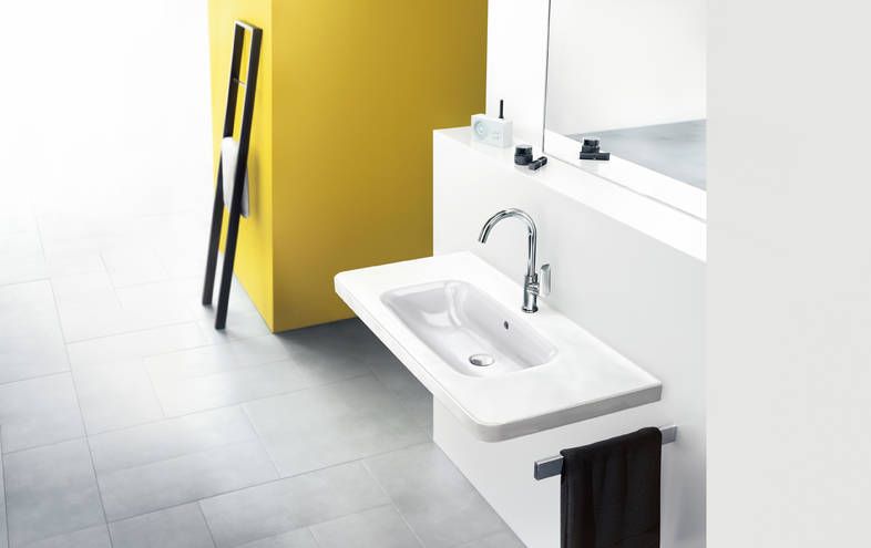 Смеситель для раковины Hansgrohe Logis 71131000 с поворотным изливом хром