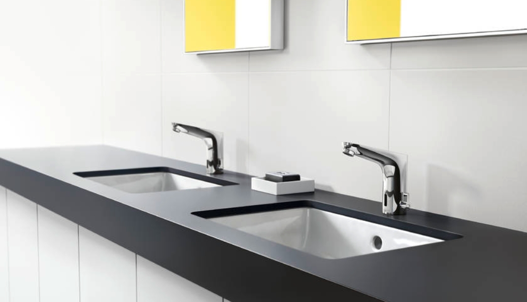 Электронный смеситель для раковины с регулировкой температуры HANSGROHE Focus 31173000 цвет Хром