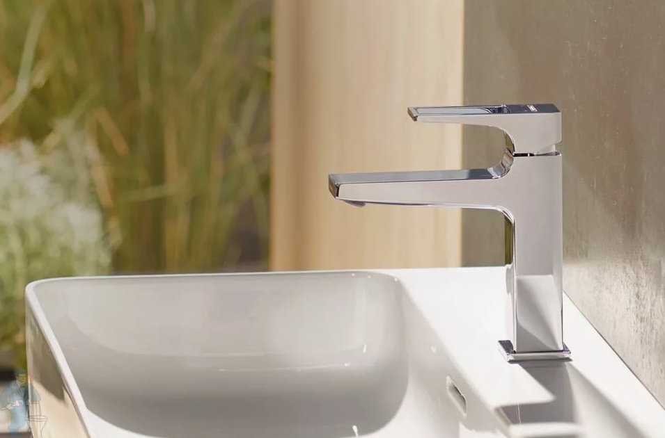 Однорычажный смеситель для раковины HANSGROHE Metropol 32508000 110 мм, с CoolStart, с рычаговой рукояткой, с донным клапаном, цвет Хром
